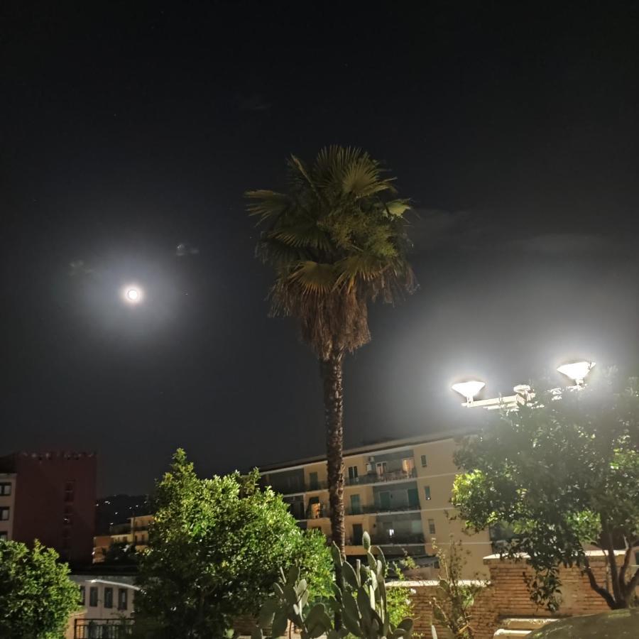 Appartamento La Rampa Benevento Luaran gambar